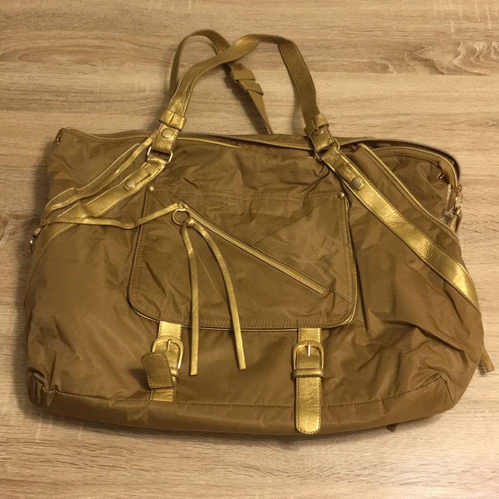 NWOT Sondra Roberts Squared Bag
